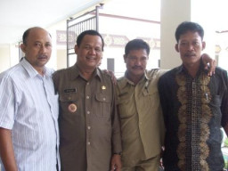 Parade Mendesak Pemerintah Pusat Mengesahkan UU Desa